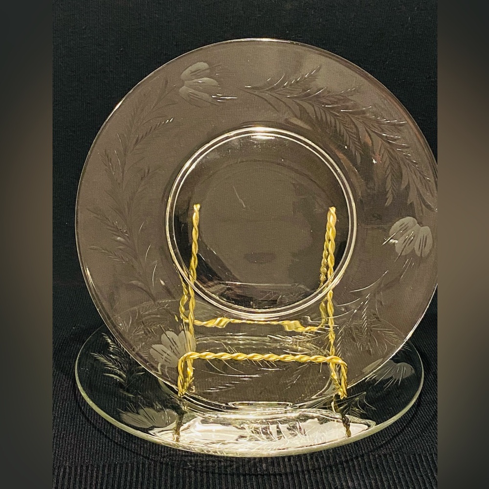 Vintage Seneca Set of 2 Luncheon Plates 8”